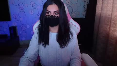 Snapshot of ashley__cooper__ chatting on 19, 10, 2025   Yasmina   online show from 19, 10, 2025