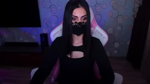   Yasmina   online show from 16, 4, 2026