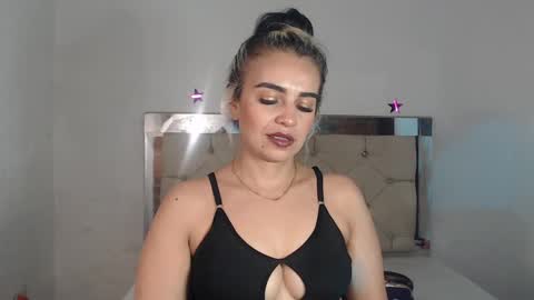 Snapshot of ashley__tylor chatting on 15, 2, 2025 ashley__tylor online show from 15, 2, 2025