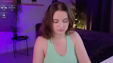 Snapshot of ashley_glen chatting on 1, 10, 2025   online show from 1, 10, 2025