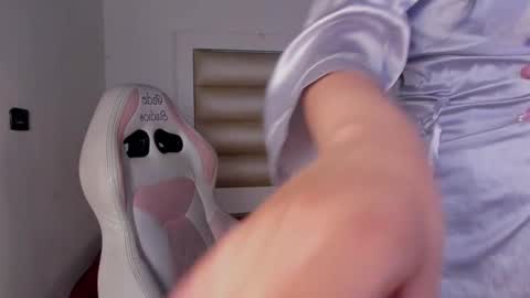 ashley_js online show from 16, 9, 2025