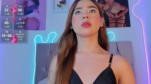 Ashley online show from 2, 11, 2025