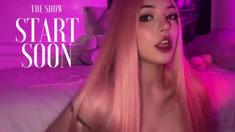 Snapshot of ashleycat9 chatting on 19, 5, 2026 Ashlee Boox online show from 19, 5, 2026