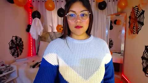 Ashlei Evanz online show from 25, 10, 2025