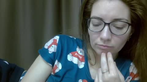 Ashley online show from 3, 2, 2026