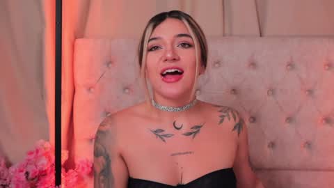 Snapshot of ashleyvalirya chatting on 6, 2, 2025 Ashley Lauren online show from 6, 2, 2025