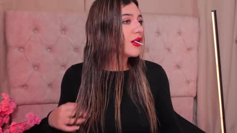 Snapshot of ashleyvalirya chatting on 14, 2, 2025 Ashley Lauren online show from 14, 2, 2025