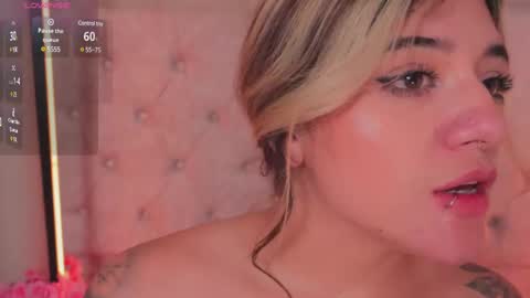 Snapshot of ashleyvalirya chatting on 21, 2, 2025 Ashley Lauren online show from 21, 2, 2025