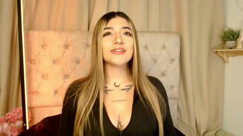 Snapshot of ashleyvalirya chatting on 11, 3, 2025 Ashley Lauren online show from 11, 3, 2025