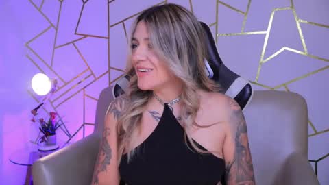 Snapshot of ashleyvalirya chatting on 26, 9, 2025 Ashley Lauren online show from 26, 9, 2025