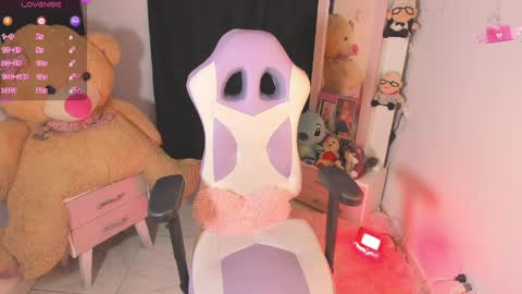 Snapshot of ashleyy_art1 chatting on 27, 5, 2026 Ashley online show from 27, 5, 2026