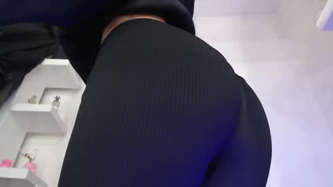 Snapshot of ashlyvesneva chatting on 26, 9, 2025 Ashly online show from 26, 9, 2025