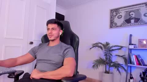 my name real is camilo online show from 13, 11, 2025