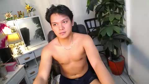 asian_handsomexx online show from 15, 3, 2026
