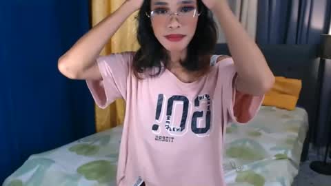 asian_hotsexy online show from 24, 6, 2026