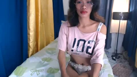 asian_hotsexy online show from 27, 6, 2026