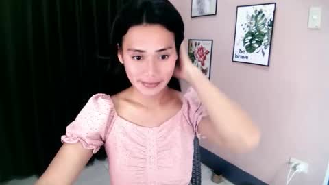 Snapshot of asian_kristellex chatting on 14, 10, 2025 KRISTELLE online show from 14, 10, 2025