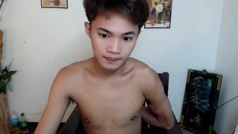 asian_lover05 online show from 2, 10, 2025
