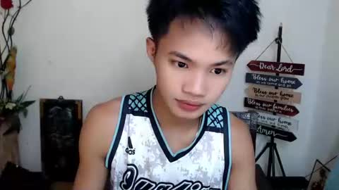 asian_lover05 online show from 19, 10, 2025