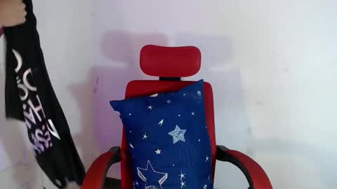 asian_lover05 online show from 31, 5, 2026
