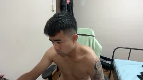 Snapshot of asian_meatmeet chatting on 19, 3, 2026 asian meatmeet online show from 19, 3, 2026