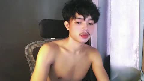 Snapshot of asian_mjxx chatting on 28, 5, 2026 cCALL ME MJ online show from 28, 5, 2026