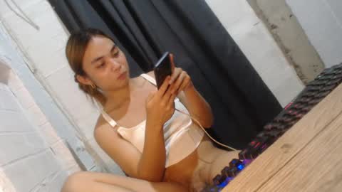 Reyshell online show from 13, 2, 2025