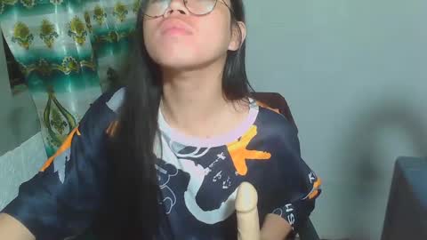 Rhean online show from 5, 3, 2025