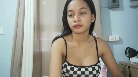 Snapshot of asian_trish chatting on 21, 10, 2025 asian_trish online show from 21, 10, 2025
