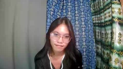 Snapshot of asian_trish chatting on 10, 4, 2026 asian_trish online show from 10, 4, 2026