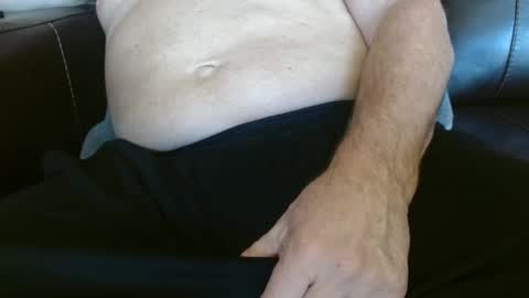 Snapshot of asiancouple32 chatting on 20, 12, 2024 Jay online show from 20, 12, 2024