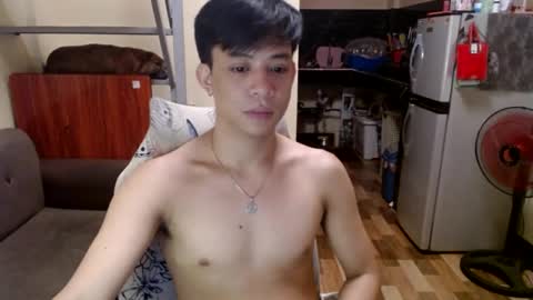 asiandreamboyx online show from 13, 2, 2025