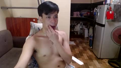 asiandreamboyx online show from 17, 2, 2025