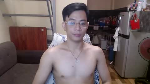 asiandreamboyx online show from 10, 3, 2025