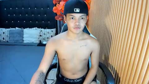 VICTORIA SCOTT online show from 6, 10, 2025