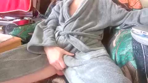 Snapshot of asianlooker chatting on 29, 10, 2025 John online show from 29, 10, 2025