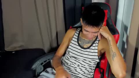 Snapshot of asianplayboyx chatting on 10, 2, 2025 mark online show from 10, 2, 2025