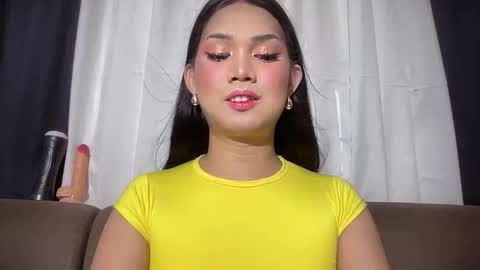 Lily online show from 6, 6, 2026