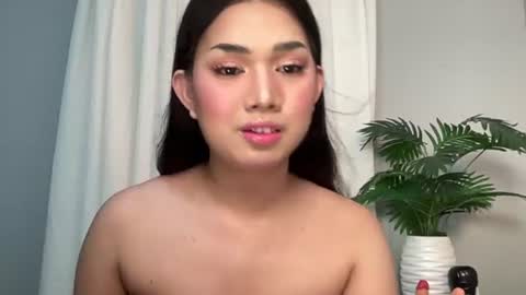Lily online show from 9, 7, 2026