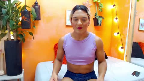 Snapshot of aslyhernandez chatting on 9, 12, 2024 ASLY online show from 9, 12, 2024