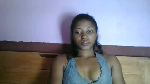 asmiraa online show from 3, 3, 2026