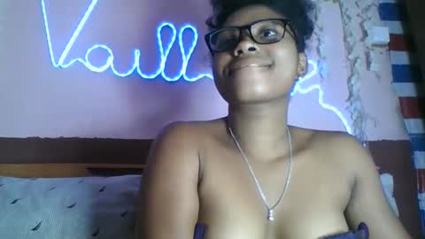 asmiraa online show from 5, 6, 2026