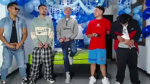 THOMAS AND DAMIAND online show from 12, 3, 2025