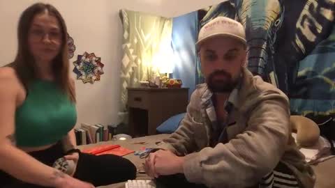 Snapshot of aspenandlink chatting on 26, 10, 2025 aspenandlink online show from 26, 10, 2025