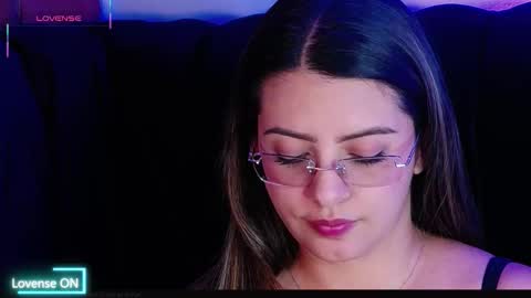 Snapshot of aspenruss chatting on 11, 9, 2025 online show from 11, 9, 2025