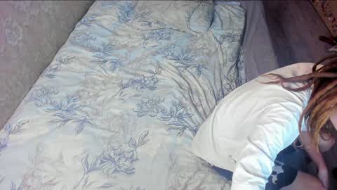 Snapshot of asphalt_surfer chatting on 7, 12, 2024 asphalt surfer online show from 7, 12, 2024