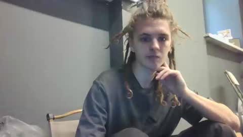 Snapshot of asphalt_surfer chatting on 10, 9, 2025 asphalt surfer online show from 10, 9, 2025