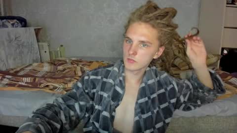 Snapshot of asphalt_surfer chatting on 1, 10, 2025 asphalt surfer online show from 1, 10, 2025