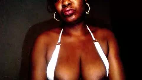ass_elbonypussy online show from 25, 5, 2026