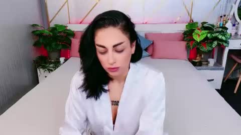 Snapshot of asshantiyx chatting on 4, 7, 2026 Ash online show from 4, 7, 2026
